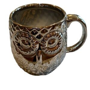 Home Essentials silver Owl mug. 22 ounce capacity. Mirrored, reflective.